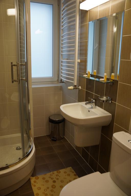 Hotel Bosir Białystok Oda fotoğraf